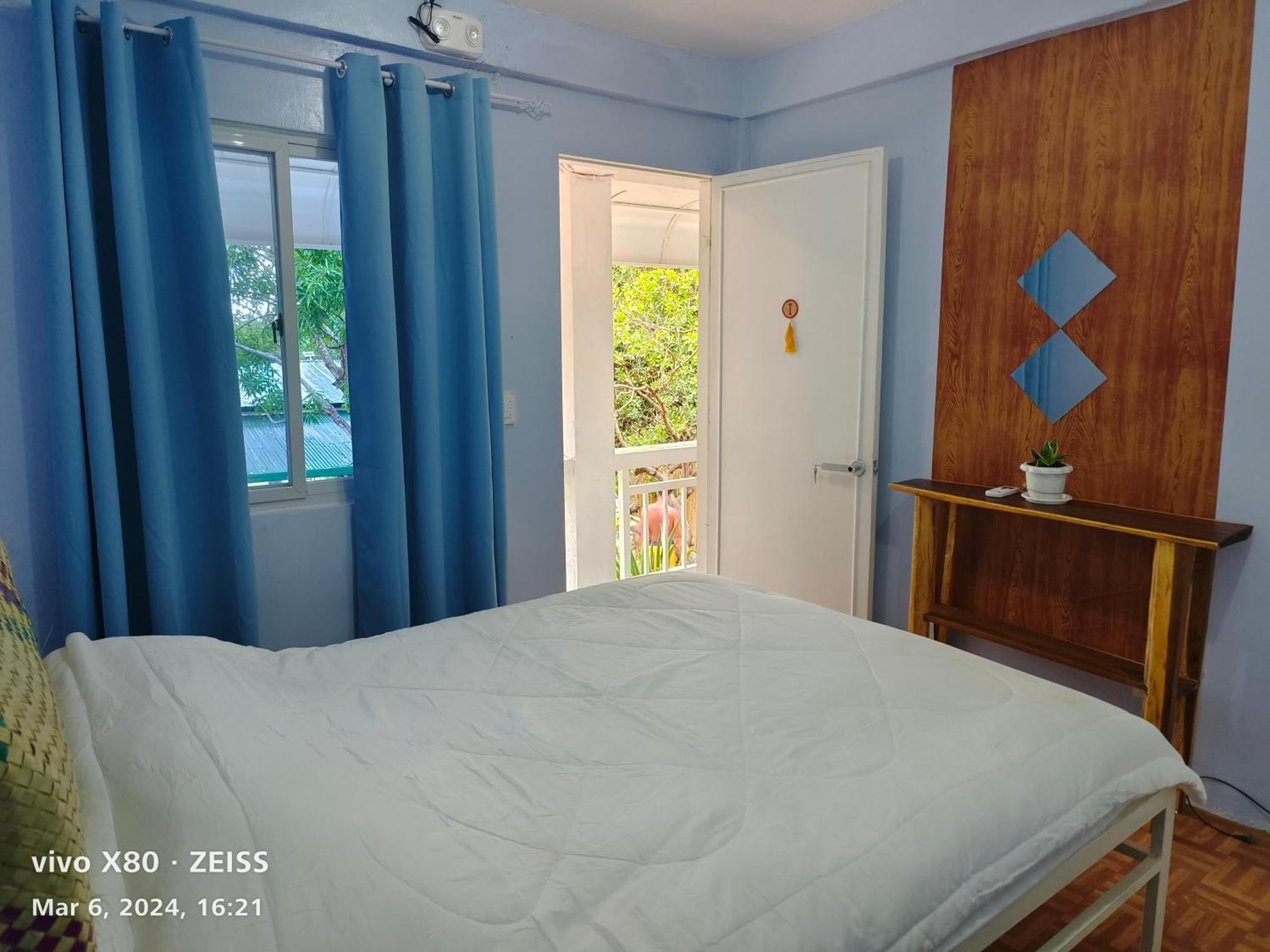 كورون Ani Marie Guest House المظهر الخارجي الصورة