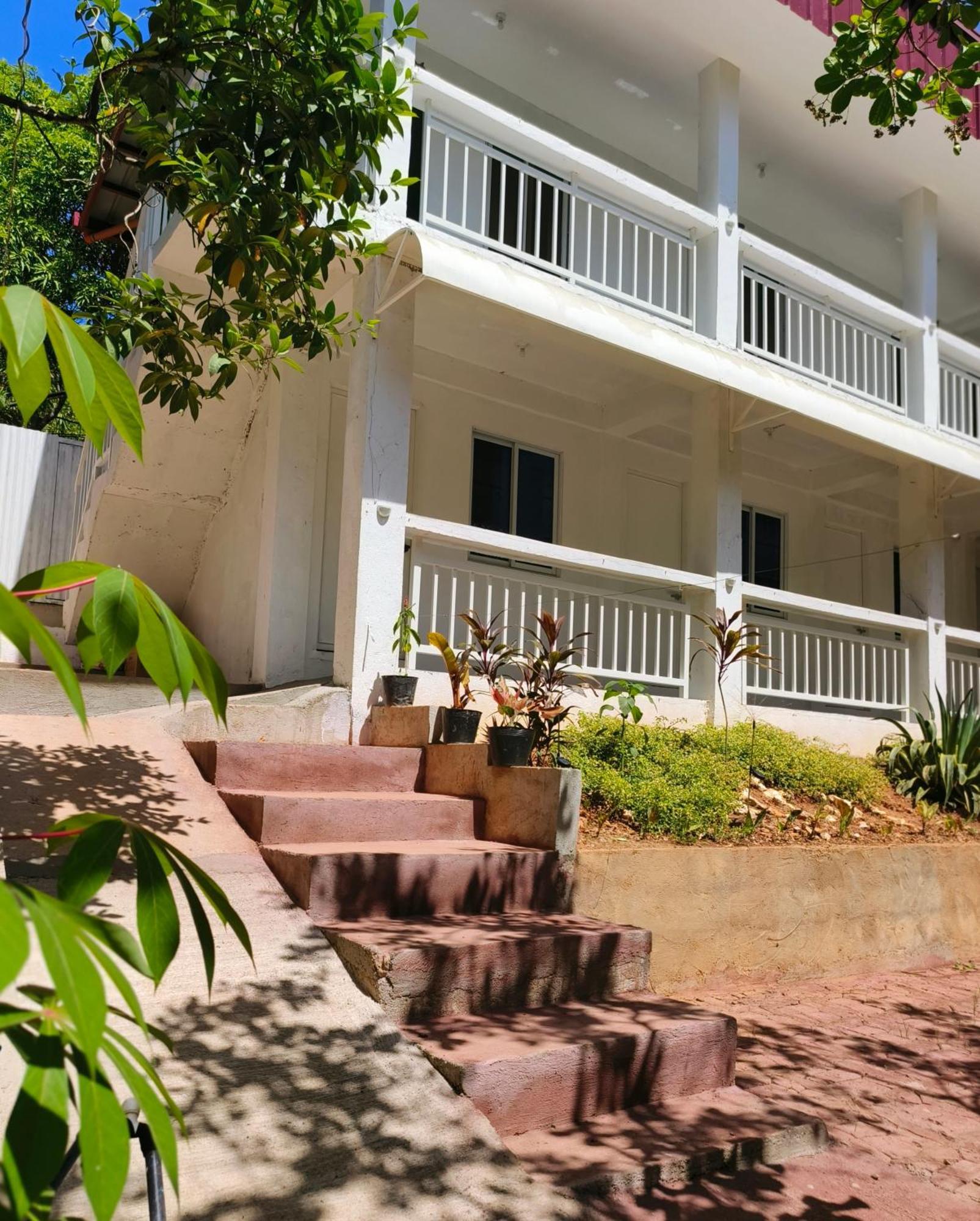 كورون Ani Marie Guest House المظهر الخارجي الصورة